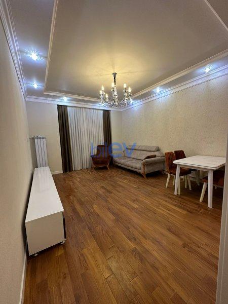 Aylıq Kirayə 2 otaqlı Yeni Tikili bina evi  65.00m², Bakı