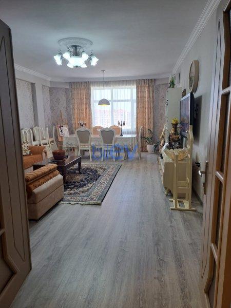 Satılır 2 otaqlı Yeni Tikili  104m², Bakı