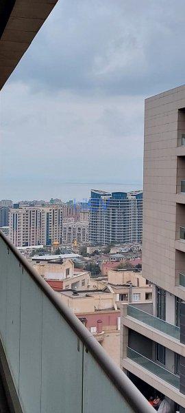 Satış 3 otaqlı Yeni Tikili bina evi  148m², Bakı