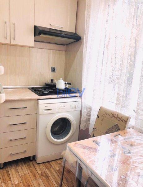 Satış 3 otaqlı Köhnə Tikili bina evi  62m², Bakı