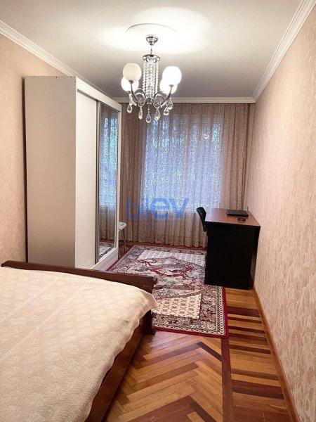 Satış 3 otaqlı Köhnə Tikili bina evi  62m², Bakı
