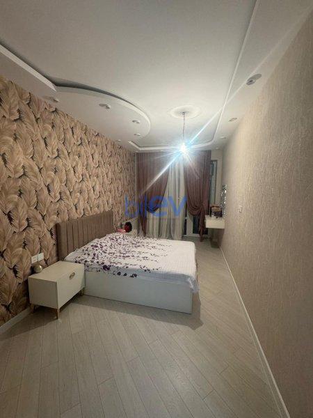 Satış 4 otaqlı Yeni Tikili bina evi  140m², Bakı