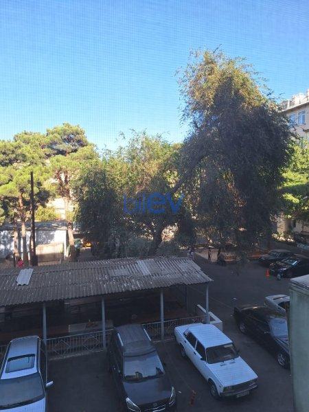 Satış 2 otaqlı Köhnə Tikili bina evi  55m², Bakı