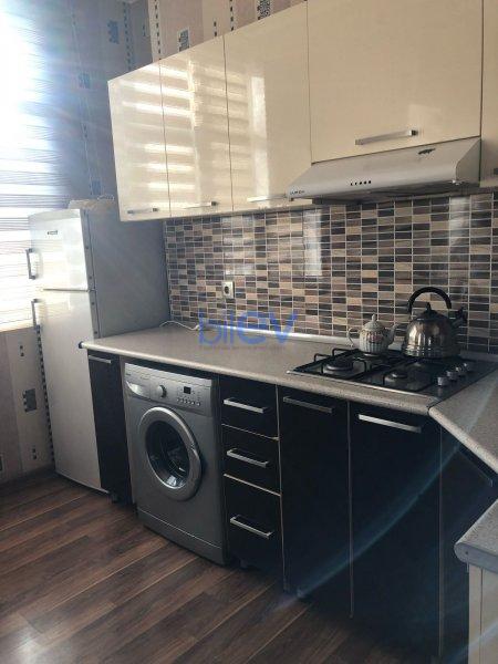 Aylıq Kirayə 3 otaqlı Yeni Tikili bina evi  80m², Bakı