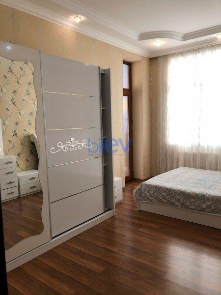 Aylıq Kirayə 3 otaqlı Yeni Tikili bina evi  80m², Bakı