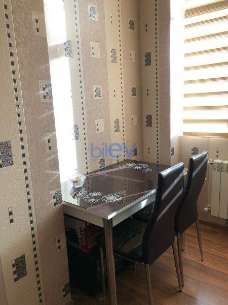 Aylıq Kirayə 3 otaqlı Yeni Tikili bina evi  80m², Bakı