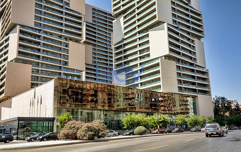 Aylıq Kirayə 3 otaqlı Yeni Tikili bina evi  134m², Bakı