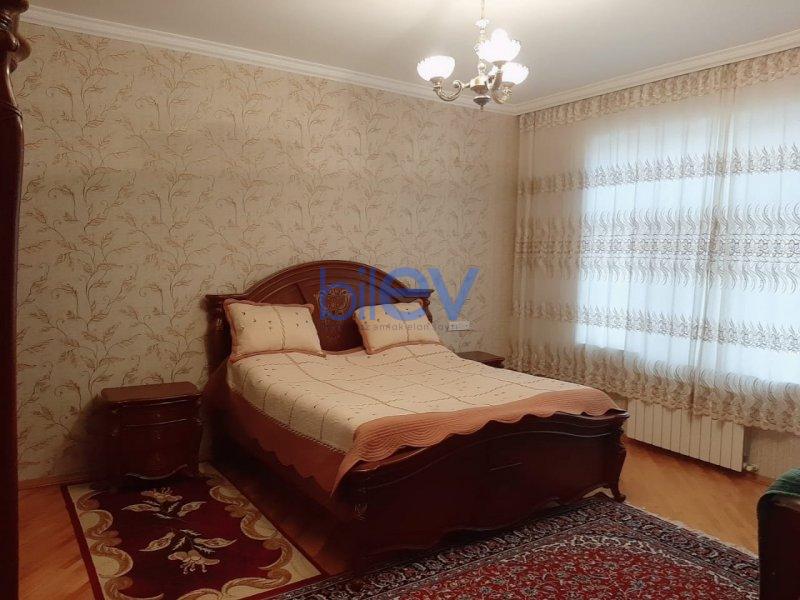 Satış 8 otaqlı Həyət evi  500m², Bakı