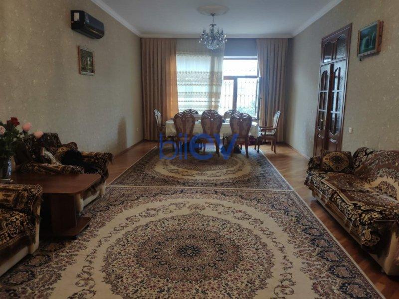 Satış 8 otaqlı Həyət evi  500m², Bakı