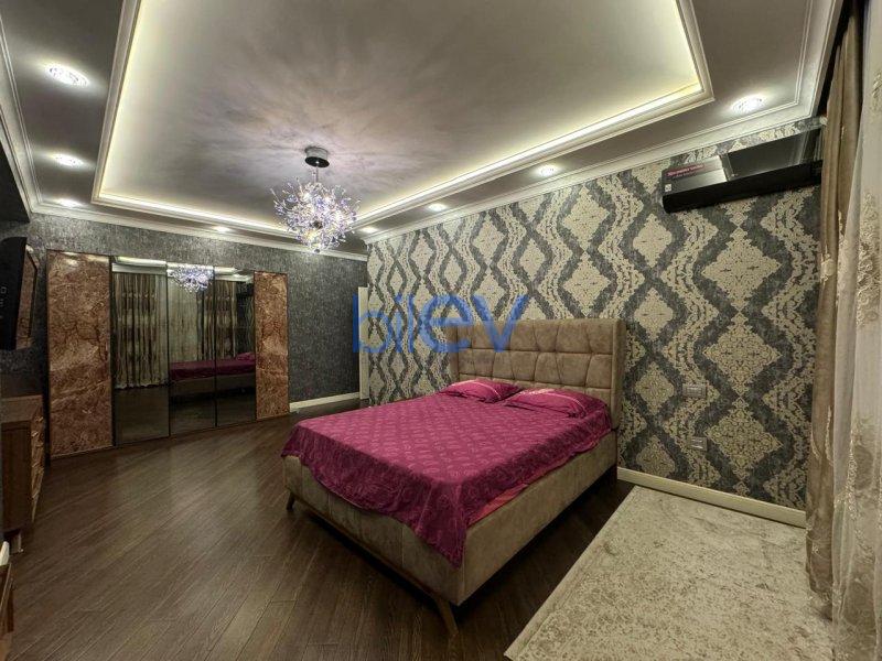 Aylıq Kirayə 3 otaqlı Yeni Tikili bina evi  148m², Bakı