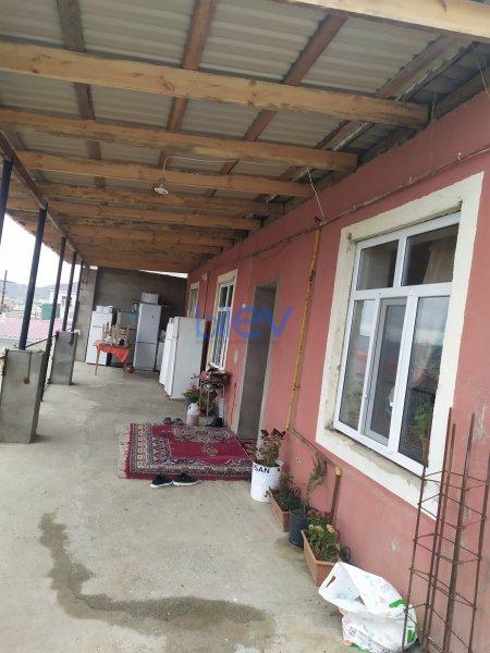Satış 4 otaqlı Həyət evi  153kv 6 sot icerisindem², Bakı