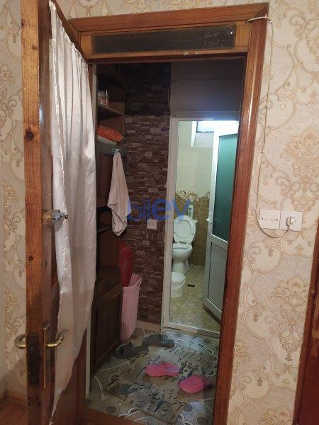 Satış 4 otaqlı Həyət evi  153kv 6 sot icerisindem², Bakı