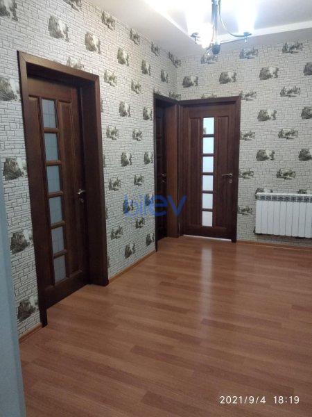 Aylıq Kirayə 3 otaqlı Yeni Tikili bina evi  88m², Bakı
