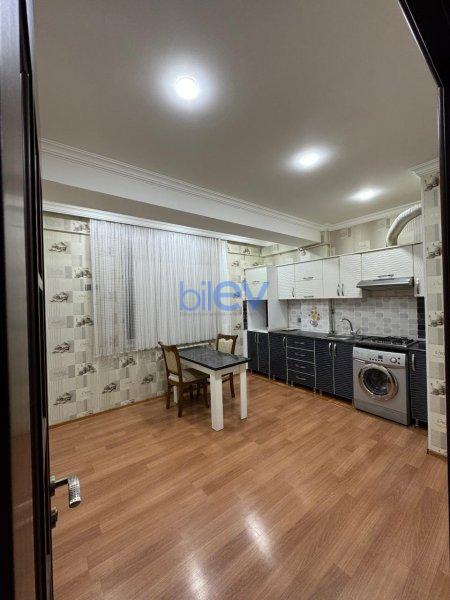 Aylıq Kirayə 3 otaqlı Yeni Tikili bina evi  88m², Bakı