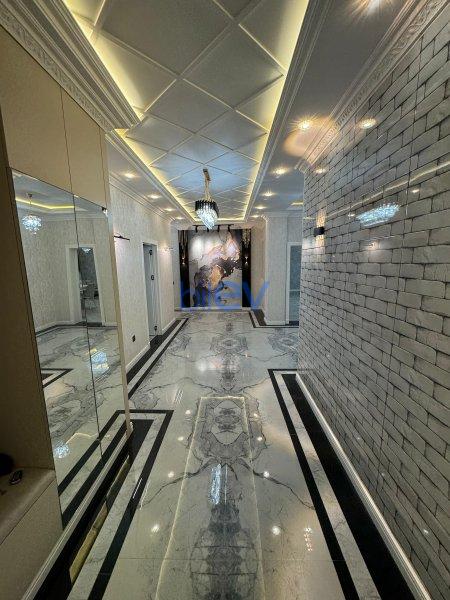 Aylıq Kirayə 3 otaqlı Yeni Tikili bina evi  190m², Bakı