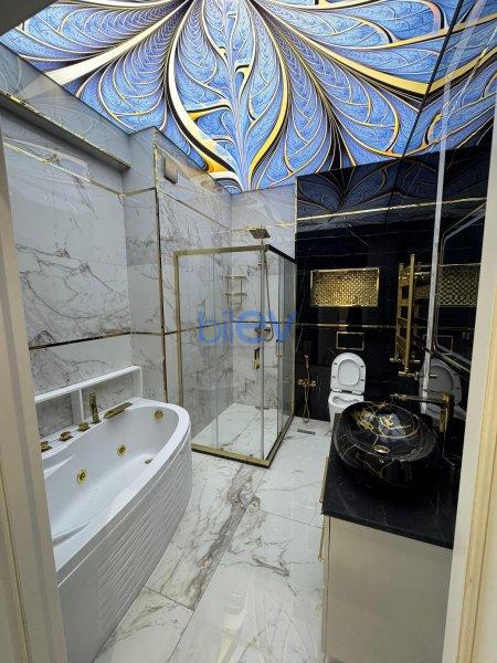 Aylıq Kirayə 3 otaqlı Yeni Tikili bina evi  190m², Bakı