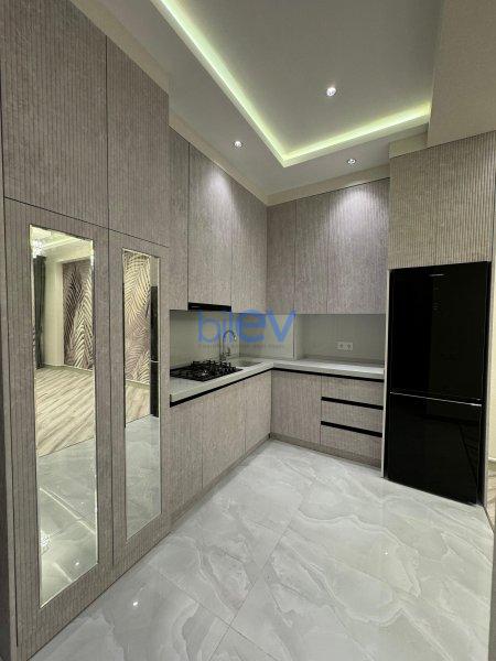 Satış 2 otaqlı Yeni Tikili bina evi  53m², Bakı