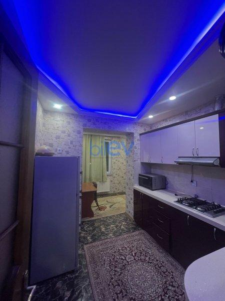 Aylıq Kirayə 3 otaqlı Köhnə Tikili bina evi  90m², Bakı