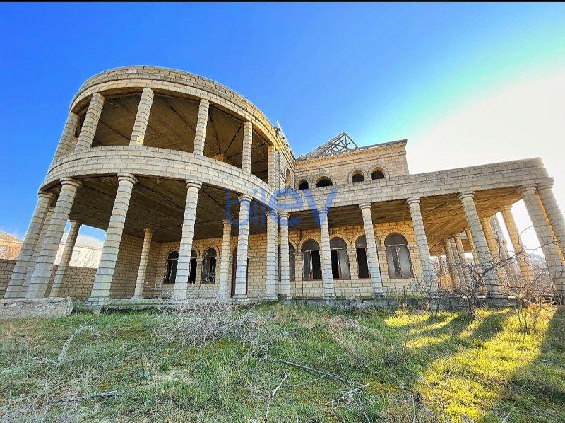 Satılır 9 otaqlı Bağ evi  604m², Bakı