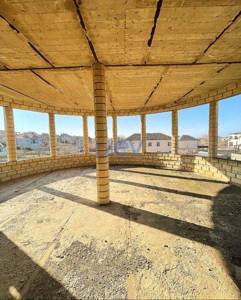 Satılır 9 otaqlı Bağ evi  604m², Bakı
