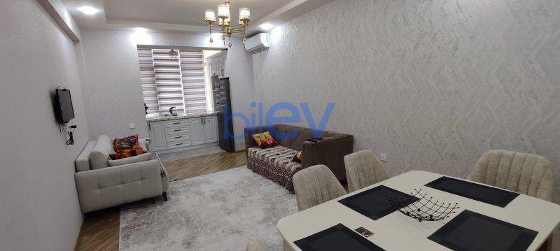 Aylıq Kirayə 2 otaqlı Yeni Tikili bina evi  90m², Bakı