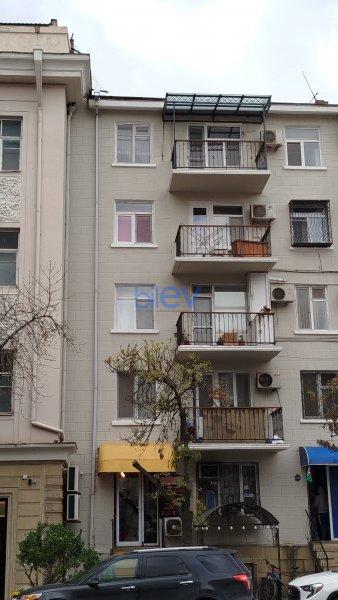 Satılır 2 otaqlı Köhnə Tikili  43m², Bakı