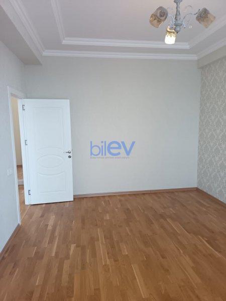 Aylıq Kirayə 3 otaqlı Yeni Tikili bina evi  95m², Bakı