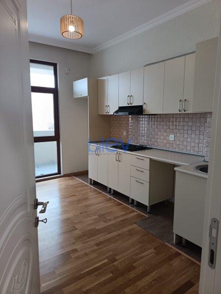 Aylıq Kirayə 3 otaqlı Yeni Tikili bina evi  95m², Bakı
