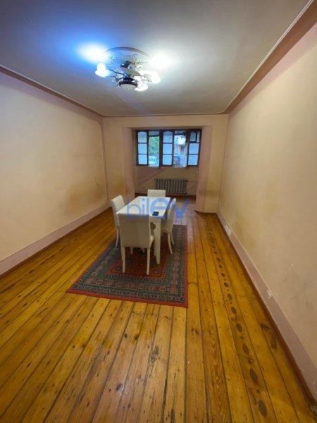 Aylıq Kirayə 3 otaqlı Köhnə Tikili bina evi  95m², Bakı