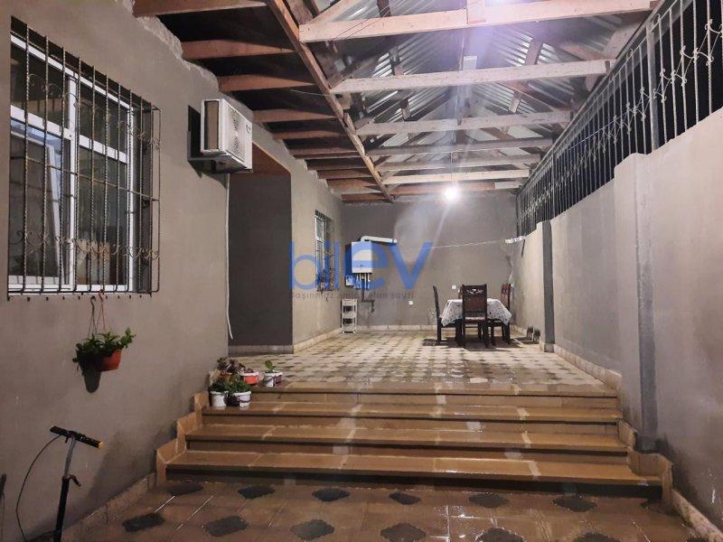 Satılır 4 otaqlı Həyət evi  4 sotm², Bakı