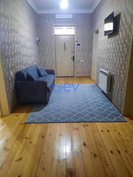 Satılır 4 otaqlı Həyət evi  4 sotm², Bakı