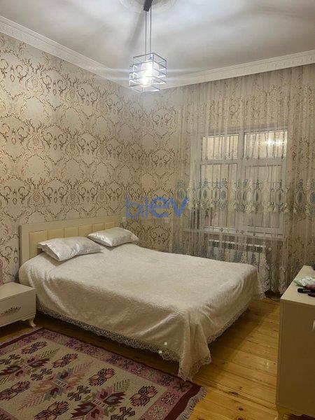 Satılır 4 otaqlı Həyət evi  4 sotm², Bakı