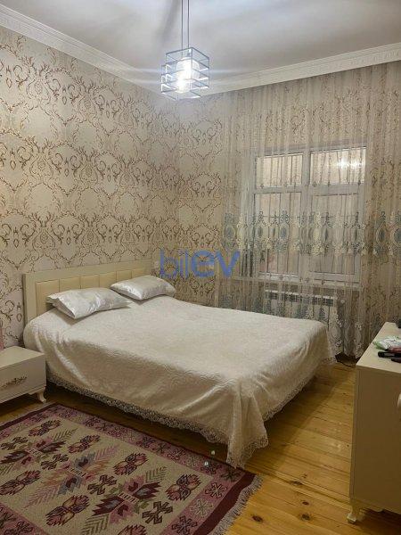 Satılır 4 otaqlı Həyət evi  4 sotm², Bakı