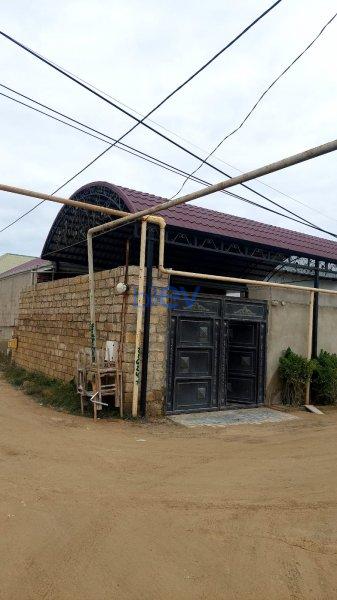 Satılır 3 otaqlı Həyət evi  2 sot m², Bakı