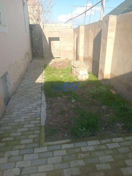 Satılır 4 otaqlı Həyət evi  2 sot m², Bakı