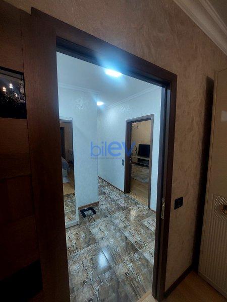 Satış 2 otaqlı Köhnə Tikili bina evi  62m², Bakı