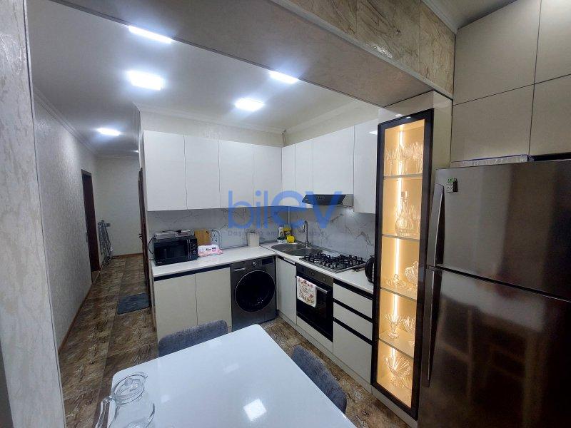 Satış 2 otaqlı Köhnə Tikili bina evi  62m², Bakı
