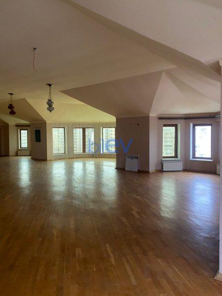 Satış 7 otaqlı Villa  1000m², Bakı