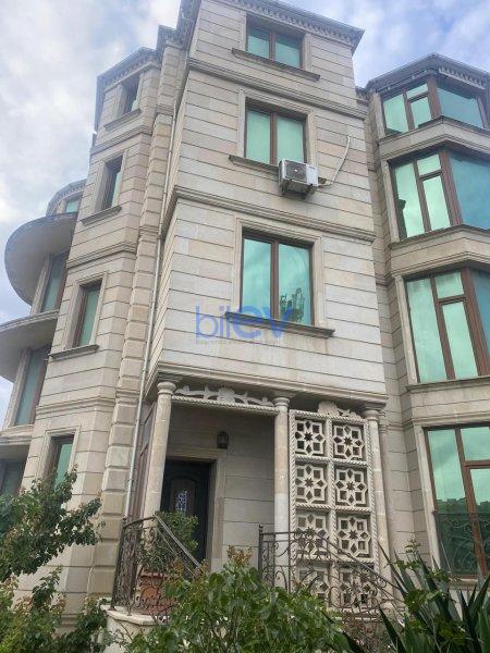 Satış 7 otaqlı Villa  1000m², Bakı