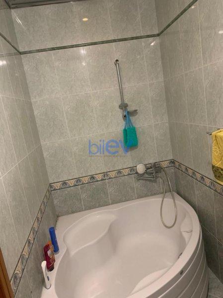 Aylıq Kirayə 4 otaqlı Yeni Tikili bina evi  140m², Bakı