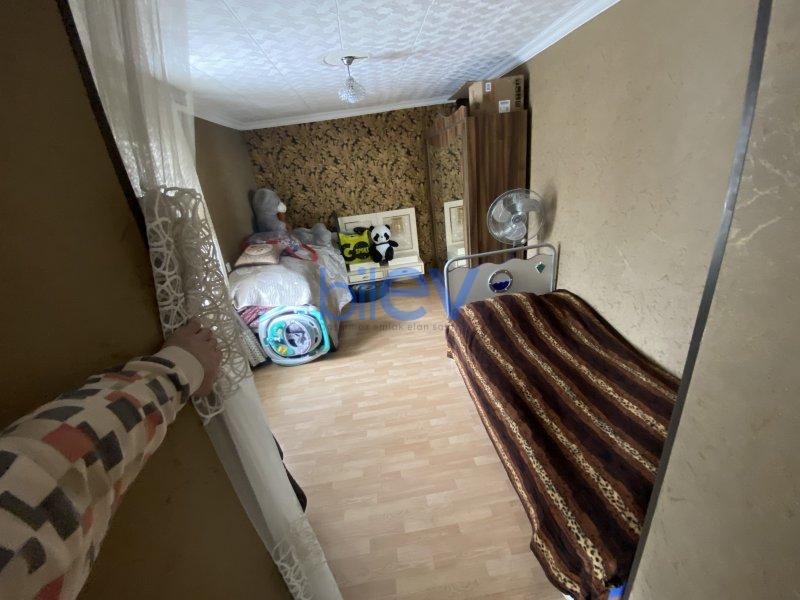 Satış 8 otaqlı Həyət evi  235m², Bakı