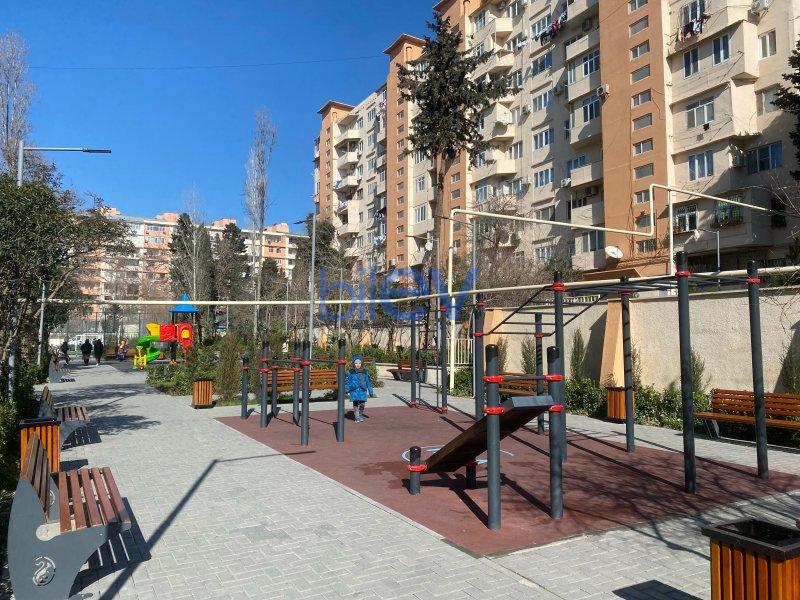 Satılır 4 otaqlı Köhnə Tikili  100m², Bakı
