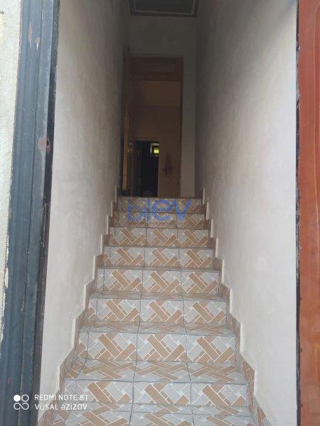 Kirayə (aylıq) 3 otaqlı Həyət evi  100m², Bakı