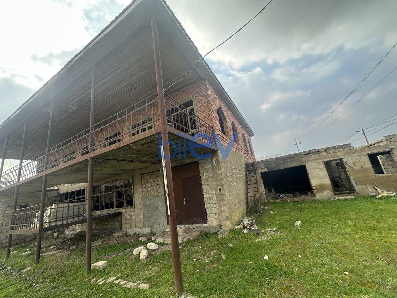 Satılır 6 otaqlı Həyət evi  12 sotm², Bakı