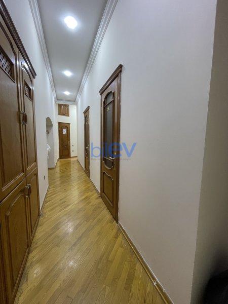Satış 6 otaqlı Obyekt  188m², Bakı