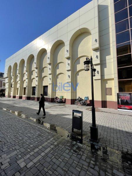 Satış 6 otaqlı Obyekt  188m², Bakı
