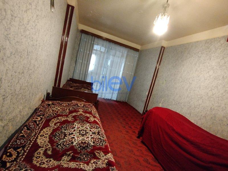 Satış 3 otaqlı Köhnə Tikili bina evi  90m², Bakı