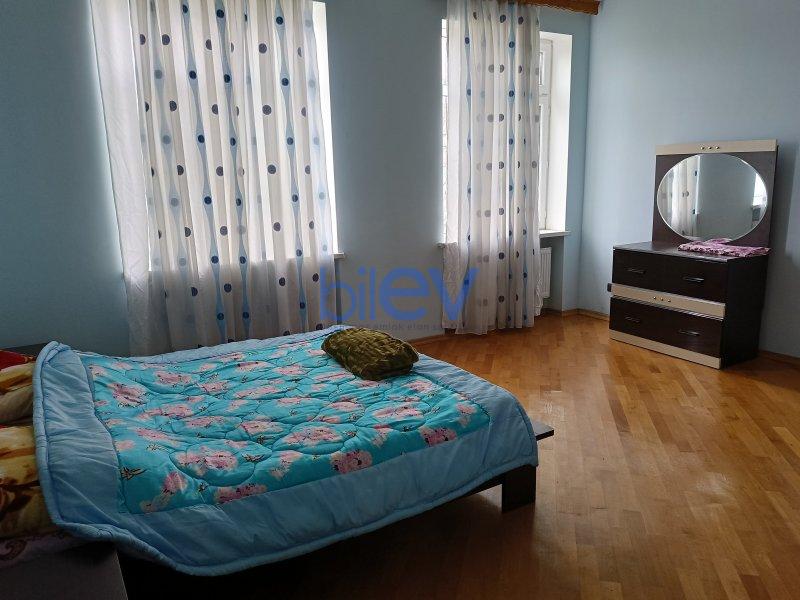 Kirayə (aylıq) 3  otaqlı Həyət evi  200 kblvm², Qəbələ