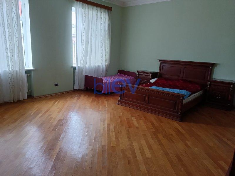 Kirayə (aylıq) 3  otaqlı Həyət evi  200 kblvm², Qəbələ