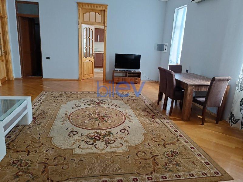 Kirayə (aylıq) 3  otaqlı Həyət evi  200 kblvm², Qəbələ